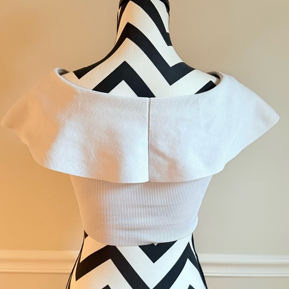 BABATON ARITZIA Marek Off Shoulder Crop Top Light Grey Size XXS - Picture 3 of 6